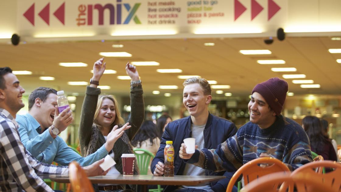 Estudar inglês no verão em Inglaterra e no estrangeiro inglês no verão e experiência de trabalho work experience em Inglaterra Estudar inglês no verão em Inglaterra e no estrangeiro inglês no verão e experiência de trabalho work experience em Inglaterra