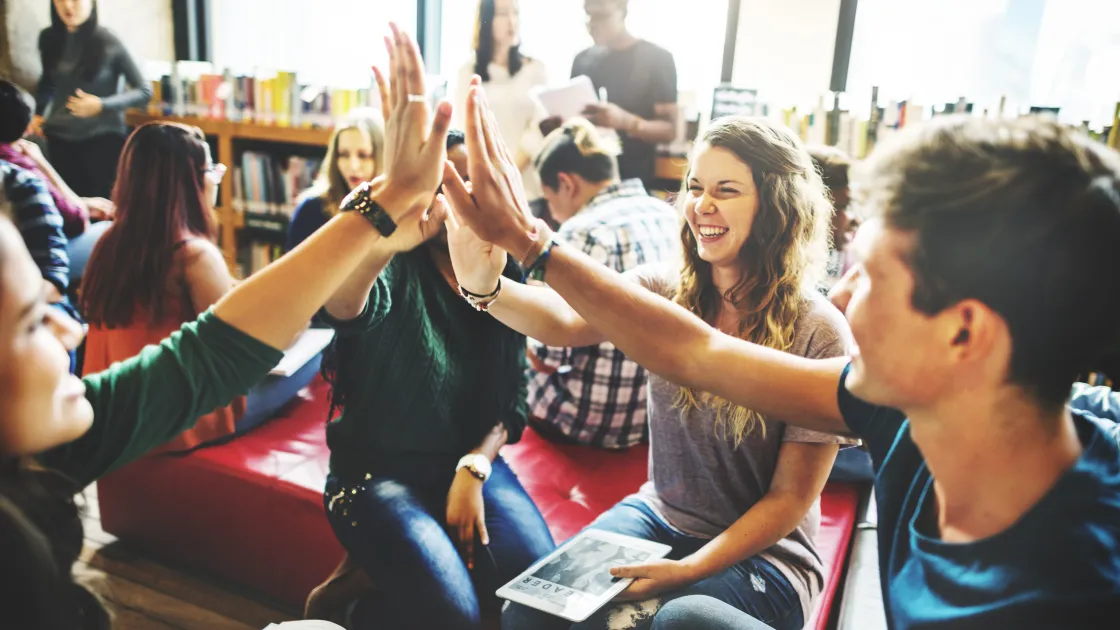 Estudar inglês no estrangeiro no verão em Inglaterra estudar no exterior inglês em Inglaterra e Reino Unido no verão